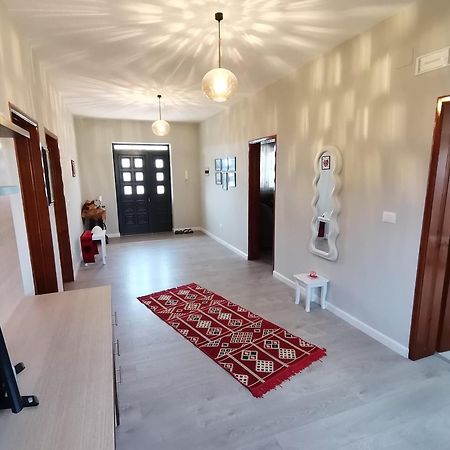 Leatis Apartment Durrës 外观 照片