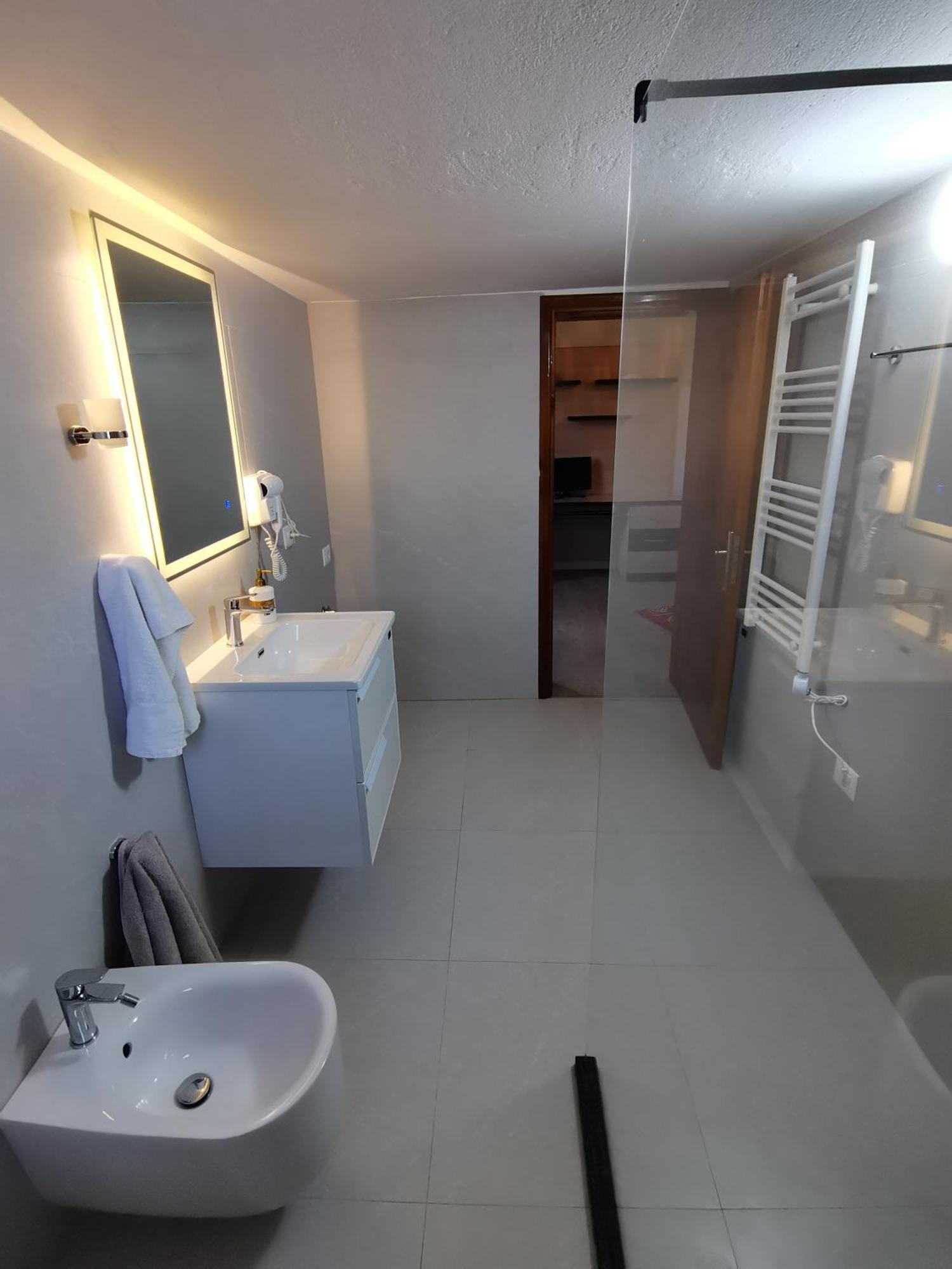 Leatis Apartment Durrës 外观 照片