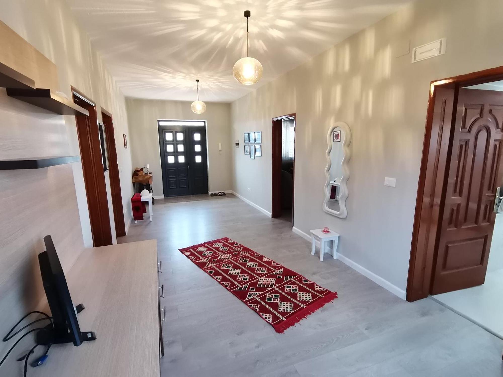 Leatis Apartment Durrës 外观 照片