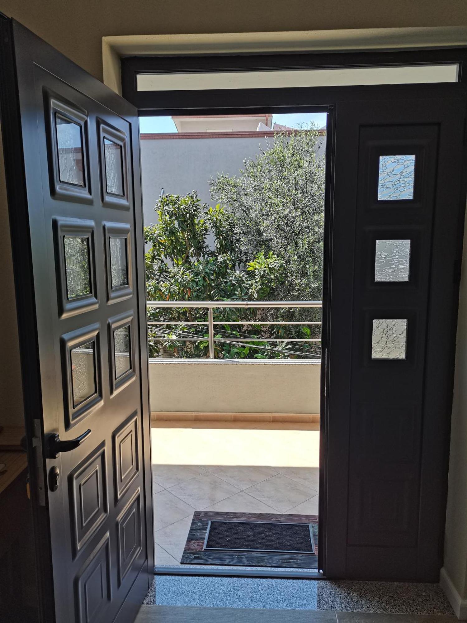 Leatis Apartment Durrës 外观 照片